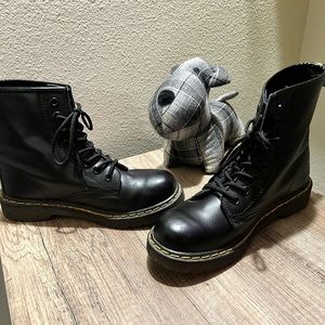 Dr. Martens 1460 Boot Smooth